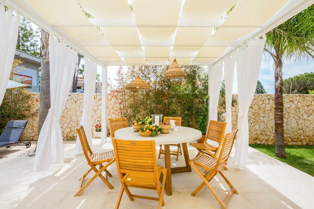 Villa Raphael 阿沃拉 意大利